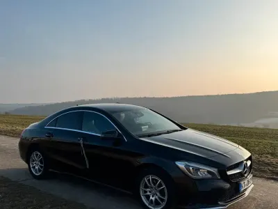 Brugt Mercedes CLA220 177 HK (130 kW) 2018 Sort Sedan