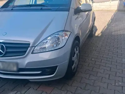 Brugt Mercedes A180 109 HK (80 kW) 2009 Sølv Hatchback