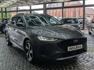Gebraucht Ford Focus Active 155 PS (114 kW) 2024 Grau Limousine