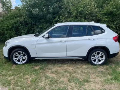 Gebraucht BMW X1 170 PS (125 kW) 2011 Weiß SUV