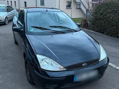 Gebraucht Ford Focus 100 PS (73 kW) 2004 Schwarz Kleinwagen