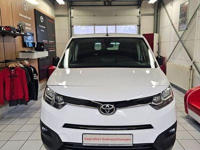 Gebraucht Toyota Proace City City 102 PS (75 kW) 2023 Ice white Van / Kleinbus