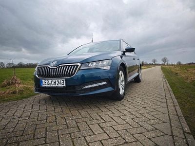 Gebraucht Skoda Superb Ambition 150 PS (110 kW) 2022 Blau Kombi