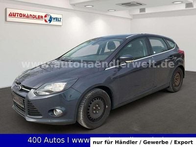 Usado Ford Focus Titanium 125 HP (91 kW) 2011 Cinzento Sedan