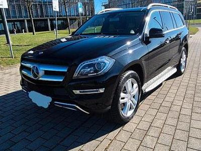 Gebraucht Mercedes GL350 258 PS (189 kW) 2015 Schwarz SUV