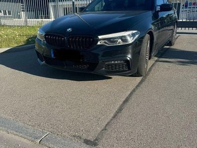 Gebraucht BMW 530 M Sport 265 PS (194 kW) 2019 Schwarz Kombi