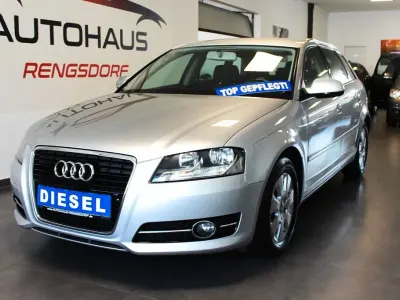 Gebraucht Audi A3 Attraction 105 PS (77 kW) 2011 Silber Kleinwagen