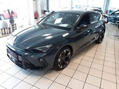 Neu Cupra Leon 150 PS (110 kW) 2026 Blau Limousine