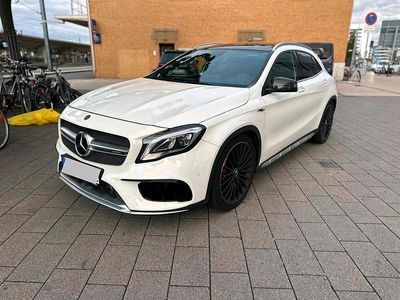 Mercedes GLA45 AMG