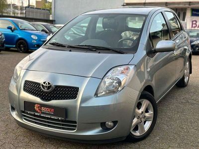 gebraucht Toyota Yaris Executive*AUTOMATIK*2.HAND*KEY-LESS*8-FACH