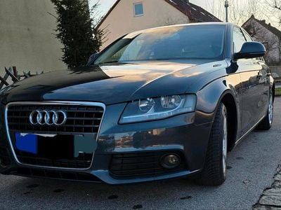 Gebraucht Audi A4 143 PS (105 kW) 2009 Grau Limousine