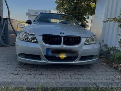 Usata BMW 320 150 CV (110 kW) 2005 Argento Berlina