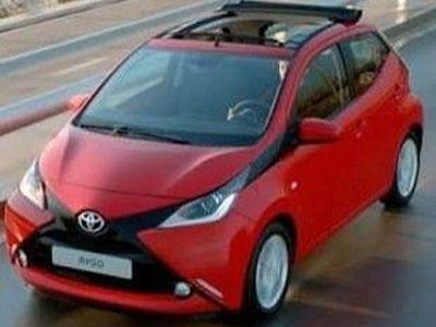 Rot Gebraucht 2021 Toyota Aygo Team Kleinwagen | 10.995 € (Fairer Preis)