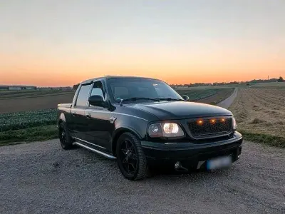 Gebraucht Ford F-150 384 PS (282 kW) 2003 Schwarz Pickup