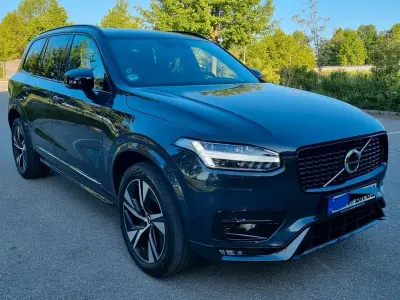 Gebraucht Volvo XC90 R-Design 235 PS (172 kW) 2021 Grau SUV