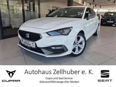 Gebraucht Seat Leon Beats 131 PS (96 kW) 2023 Weiß Limousine