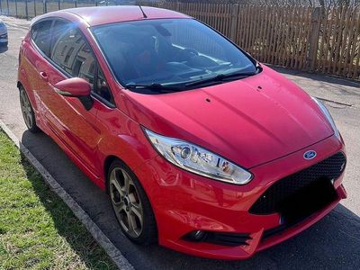 Gebraucht Ford Fiesta Sport 182 PS (133 kW) 2016 Orange Kleinwagen