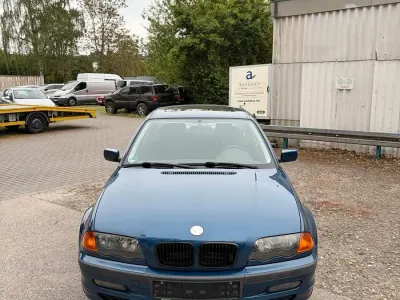 Usata BMW 320 170 CV (125 kW) 2000 Blu Berlina