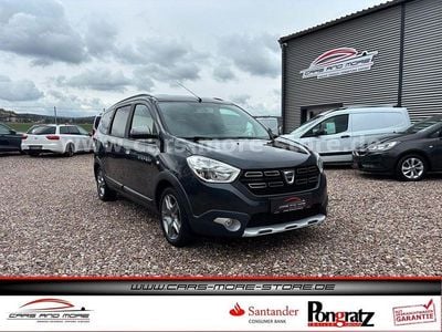 Gebraucht Dacia Lodgy Stepway 102 PS (75 kW) 2019 Grau Van / Kleinbus