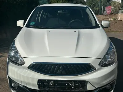 Gebraucht Mitsubishi Space Star 71 PS (52 kW) 2019 Weiß Kleinwagen