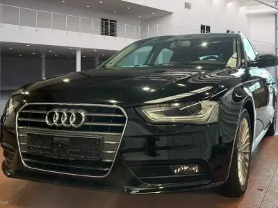 Gebraucht Audi A4 Sport 190 PS (139 kW) 2015 Schwarz Kombi