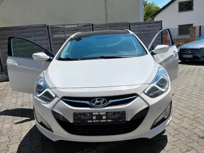 Gebraucht Hyundai i40 Style 141 PS (103 kW) 2014 Weiß Kombi