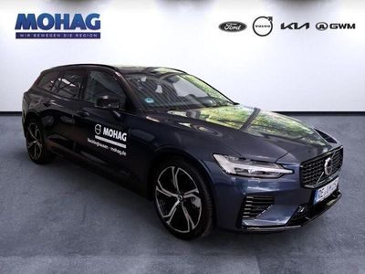 Gebraucht Volvo V60 Plus 350 PS (257 kW) 2025 Blau Kombi