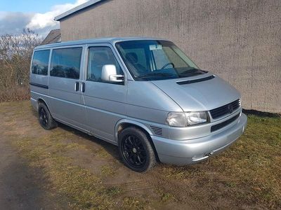 Second-hand VW Caravelle 102 CP (75 kW) 2001 Argintiu Van