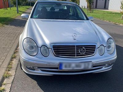 Mercedes E280
