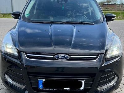 gebraucht Ford Kuga 1.6 EcoBoost 2x4 Titanium