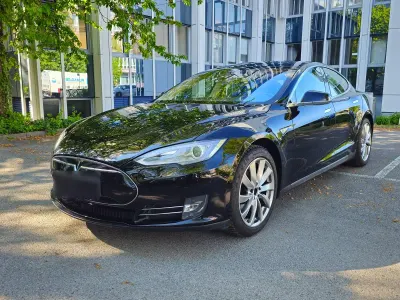 Brugt Tesla Model S 269 kW (367 HK) 2015 Sort Hatchback