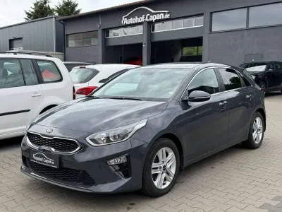 Gebraucht Kia Ceed Vision 120 PS (88 kW) 2019 Grau Kleinwagen