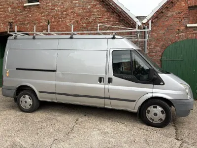 Gebraucht Ford Transit 190 PS (139 kW) 2011 Silber Van