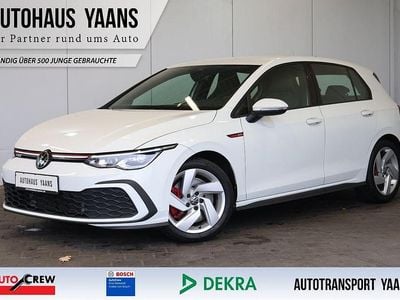 Gebraucht VW Golf VIII GTI 245 PS (180 kW) 2024 Weiß Limousine