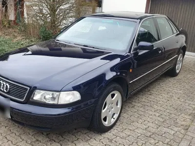 Gebraucht Audi A8 193 PS (141 kW) 1998 Blau Limousine