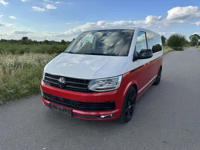 Gebraucht VW Multivan 204 PS (150 kW) 2015 Rot Van / Kleinbus