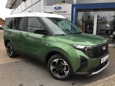 Gebraucht Ford Tourneo Active 125 PS (91 kW) 2026 Bursting green Kombi