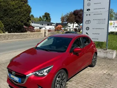 Brugt Mazda 2 Sports-Line 90 HK (66 kW) 2015 Rød Sedan
