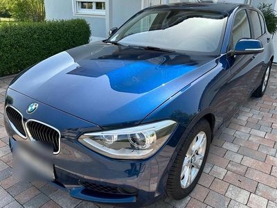 Gebraucht BMW 116 115 PS (84 kW) 2013 Blau Kleinwagen