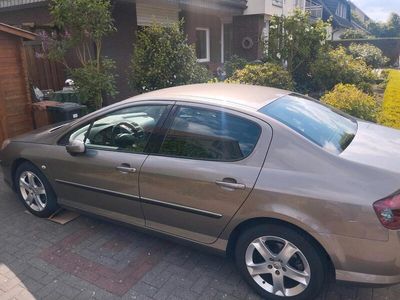 Peugeot 407