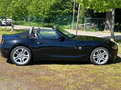 Gebraucht BMW Z4 Sport Line 231 PS (169 kW) 2004 Schwarz Cabrio