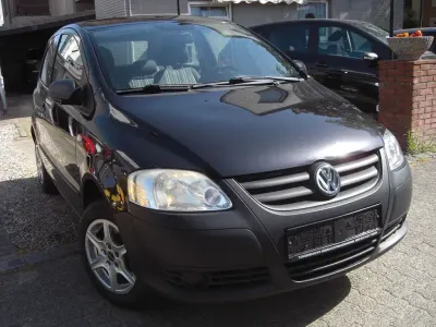 Gebraucht VW Fox Basis 54 PS (39 kW) 2005 Schwarz Kleinwagen