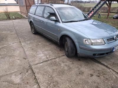 Gebraucht VW Passat 150 PS (110 kW) 1998 Beige Kombi