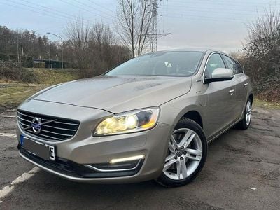 Gebraucht Volvo V60 Summum 280 PS (205 kW) 2014 Beige Kombi