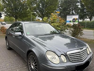 Mercedes E320