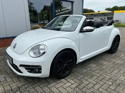 Gebraucht VW Beetle Cabriolet Design 105 PS (77 kW) 2018 Pure white Cabrio