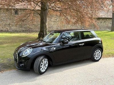Second-hand Mini ONE 102 CP (75 kW) 2020 Negru Hatchback