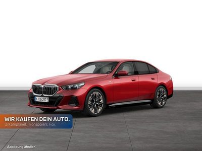 Gebraucht BMW i5 Comfort Edition 250 kW (340 PS) 2025 Fire red metallic Limousine