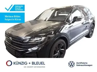 Second-hand VW Touareg R-line 286 CP (210 kW) 2025 Negru SUV