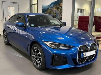 Second-hand BMW i4 M Sport 250 kW (340 CP) 2023 Albastru Berlinǎ